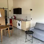 Aronces Apartamento *