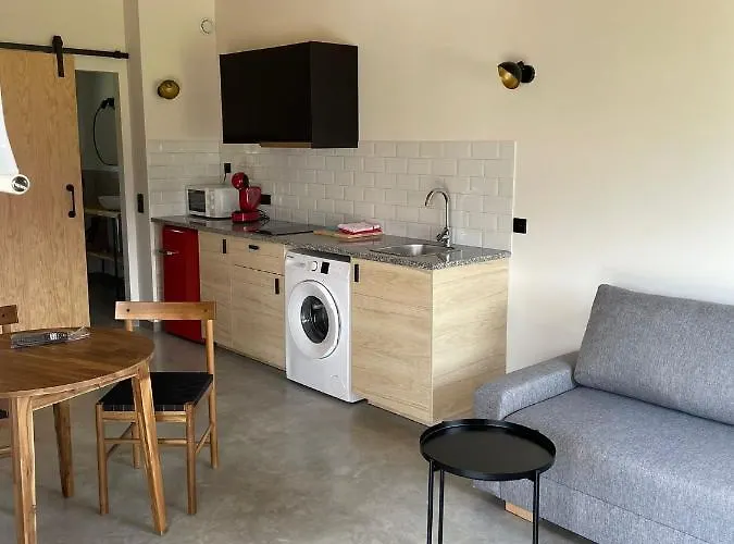 Aronces Apartamento *